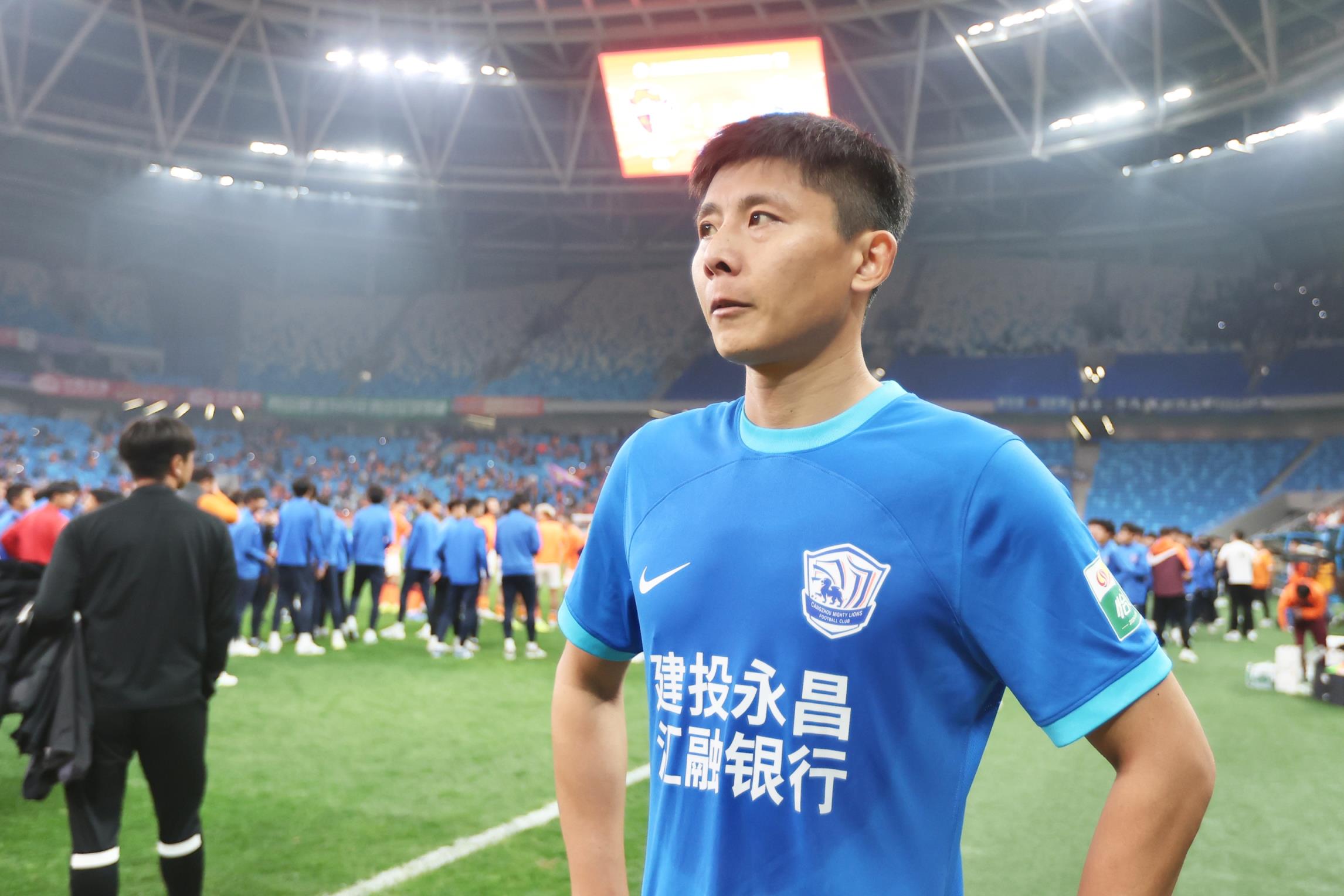 今天第5個(gè)！鄭凱木質(zhì)疑滄州：連續(xù)四年欠球員工資，還能過準(zhǔn)入？