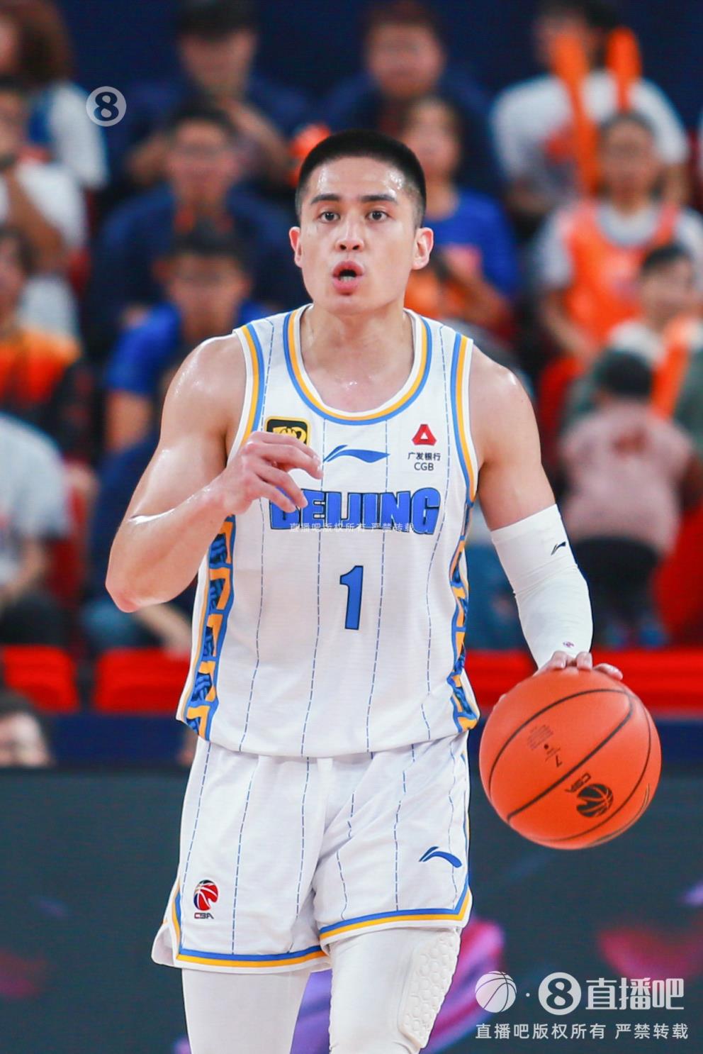 第四節(jié)先生！陳盈駿9中3得11分2板9助&11分全部為第四節(jié)所得！